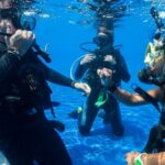 scuba-diving-certification-cost-PRINCIPAL-precio-curso-de-buceo-900x480